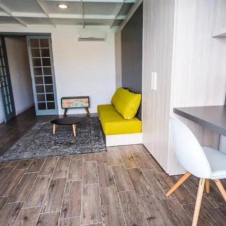 Апартаменты Azure Escape - St Julian's *