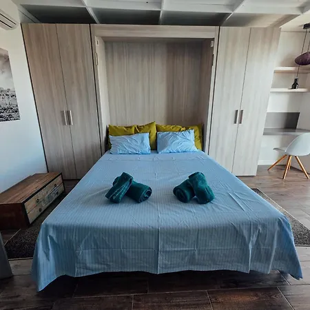 Апартаменты Azure Escape - St Julian's Сент Джулианс